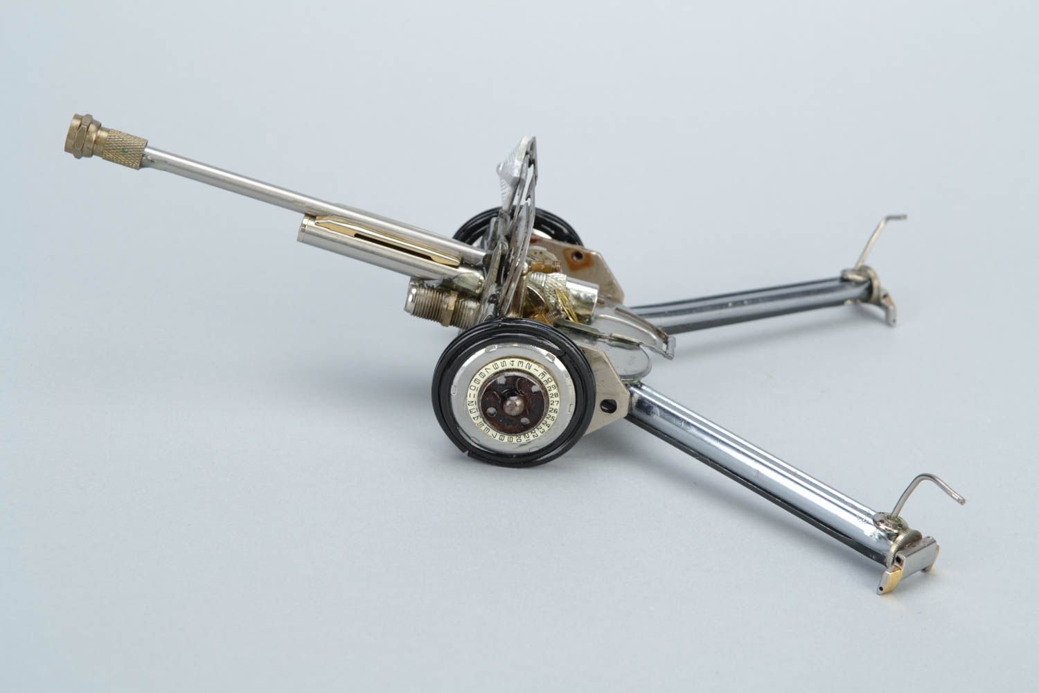 Handmade miniature steampunk metal figurines with clock mechanisms Gun Howitzer photo 1