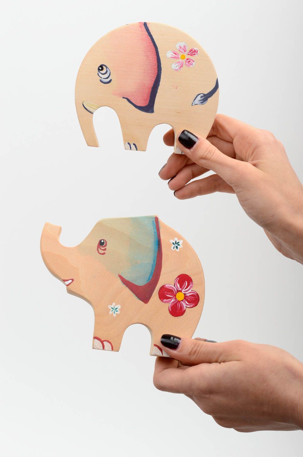 Игрушки ручной работы игрушки из дерева фигурки из дерева в виде двух слоников фото 5
