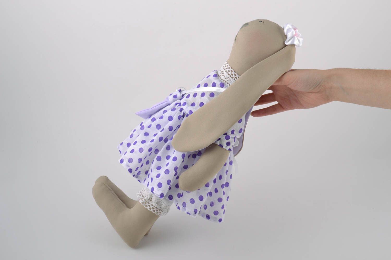 Мягкая игрушка из ткани зайка в сарафане ручной работы авторская красивая детская фото 4