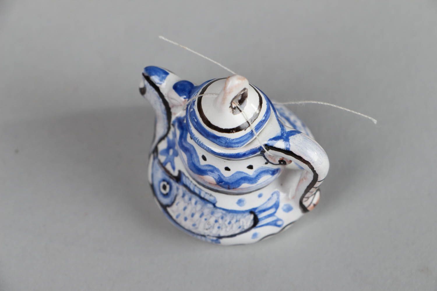 Ceramic teapot with fish photo 3