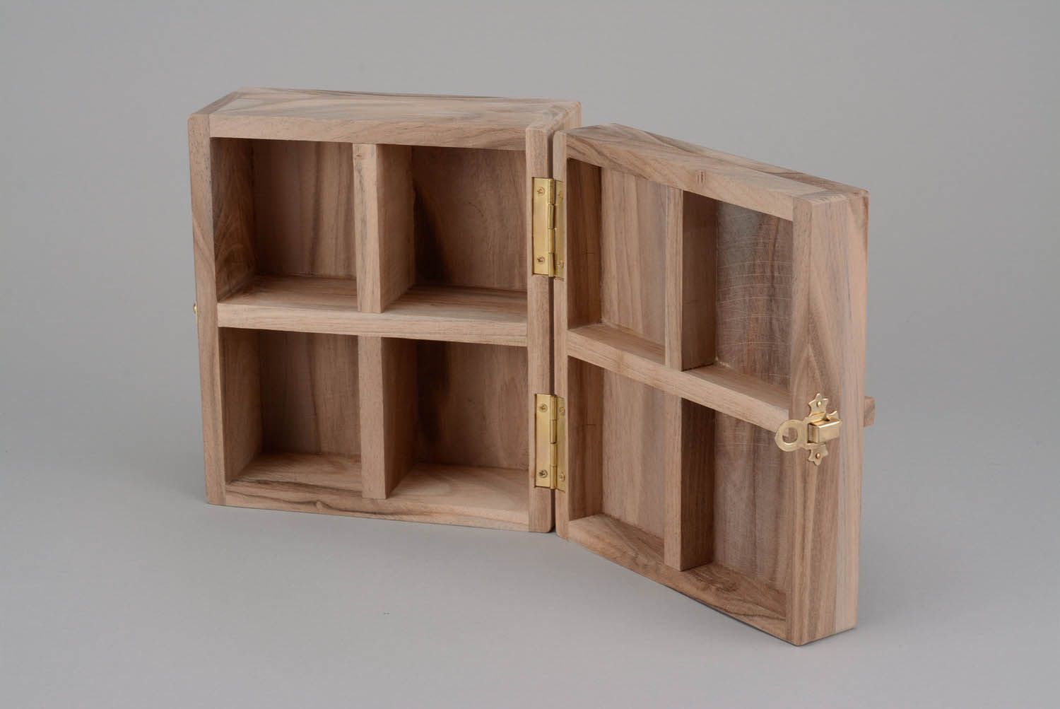 Blank-Box Made of Wood photo 5