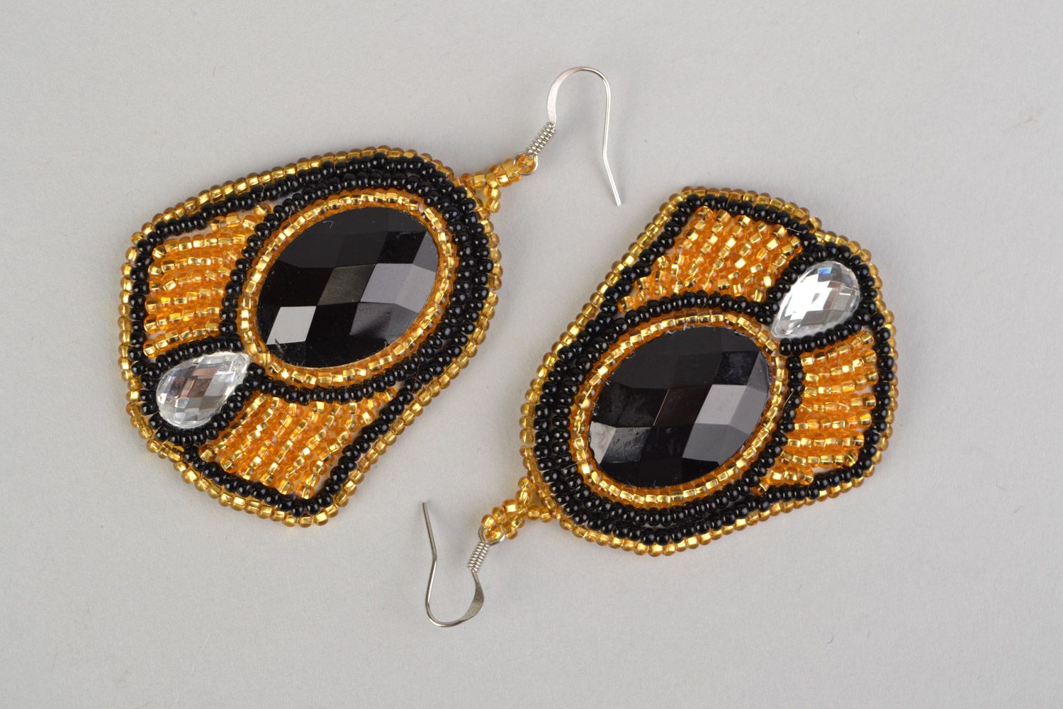 Handmade beaded massive dangling earrings black and golden Southern Night photo 3