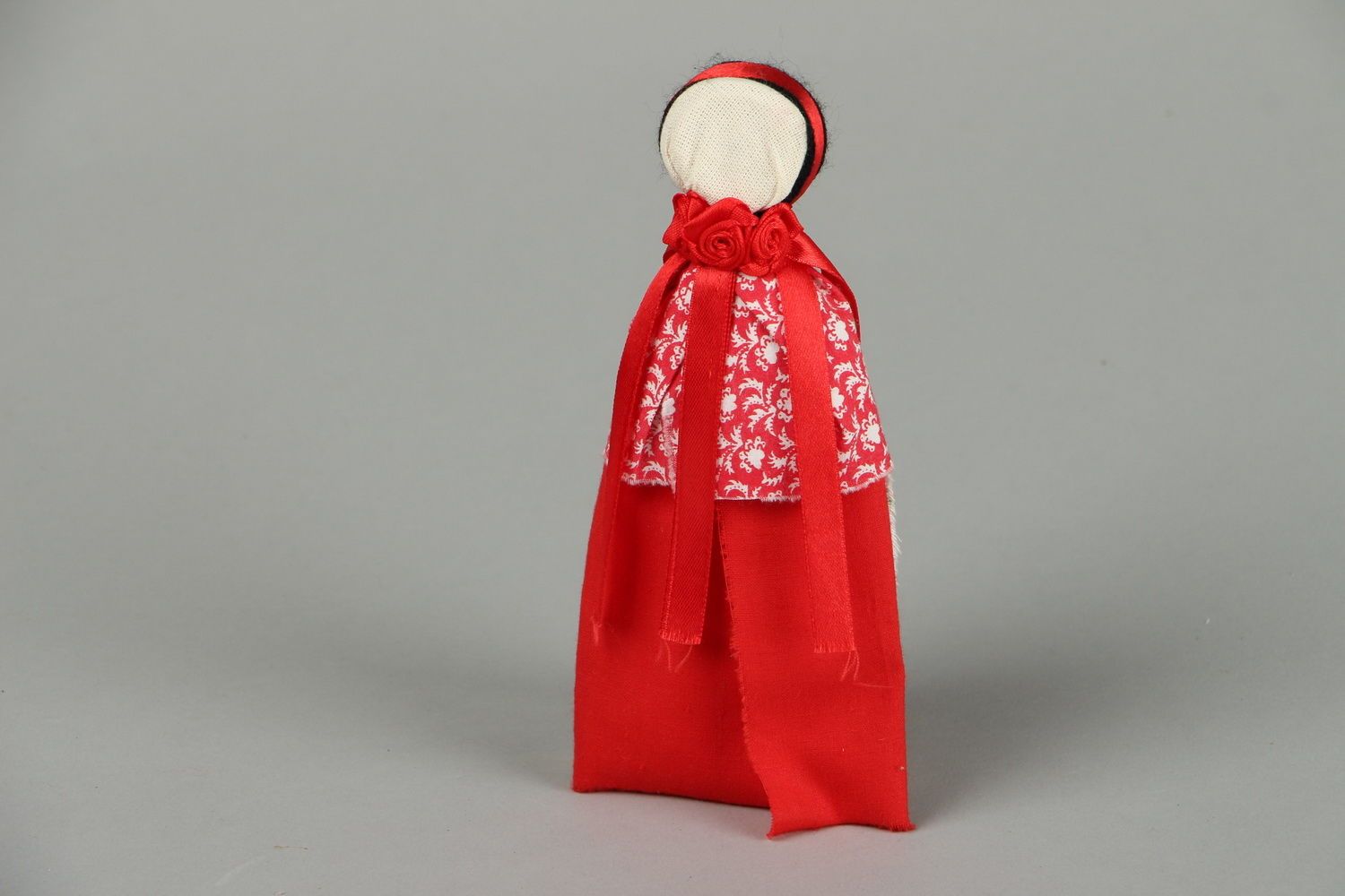 Poupée comtesse traditionnelle réalisée en tissu photo 2