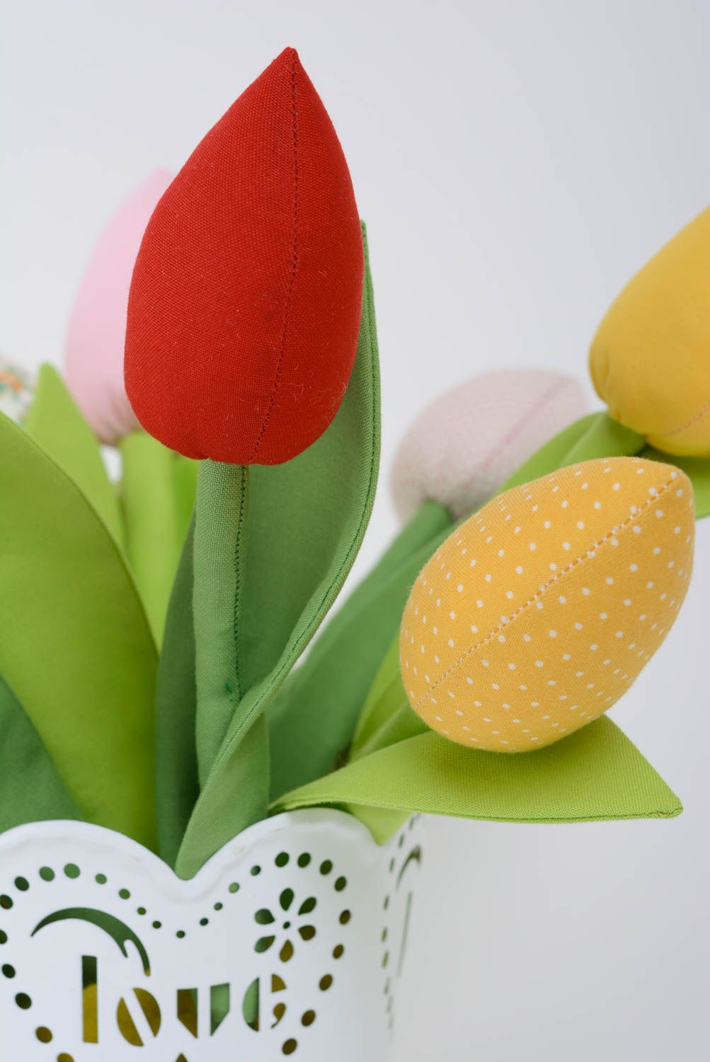 Handmade dekorative Tulpe aus Stoff in Rot für Haus Dekor Geschenk für Mädchen foto 3