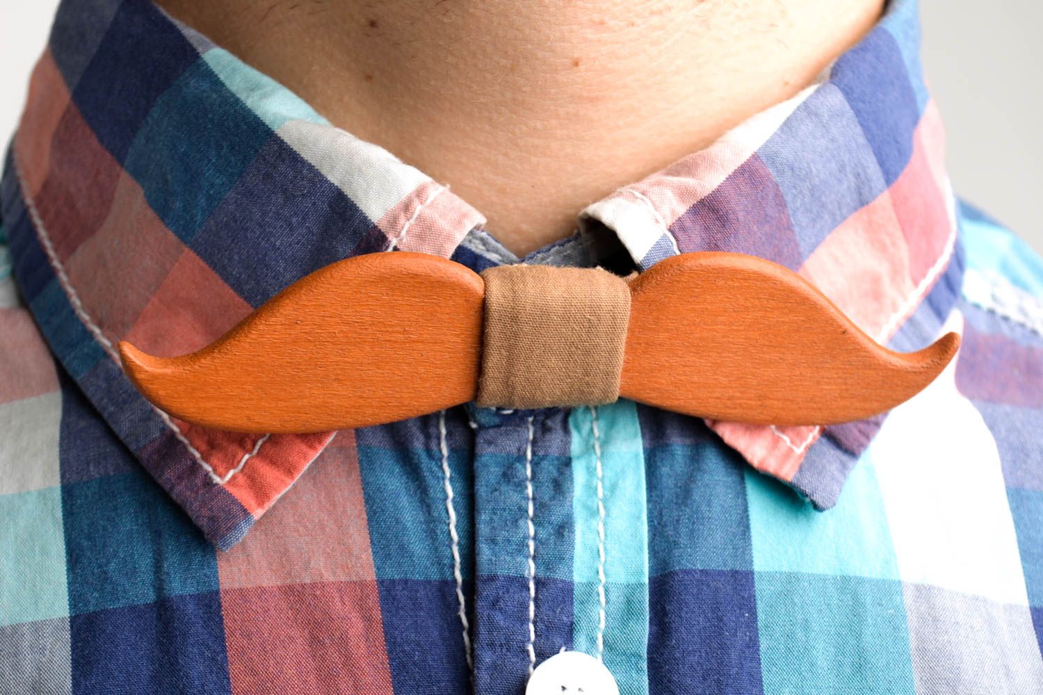 Corbata de lazo artesanal pajarita moderna en forma debigotes accesorio unisex foto 1