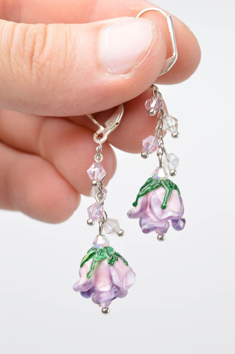Boucles d'oreilles pendantes Bijou fait main verre Cadeau femme Fleurs violettes photo 5