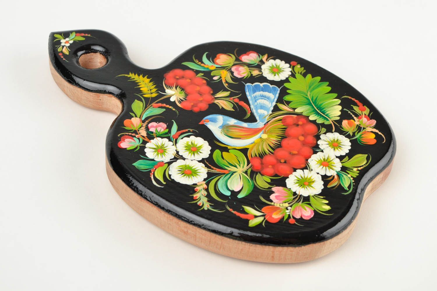 Tabla de cortar artesanal utensilio de cocina elemento decorativo con ornamentos foto 3