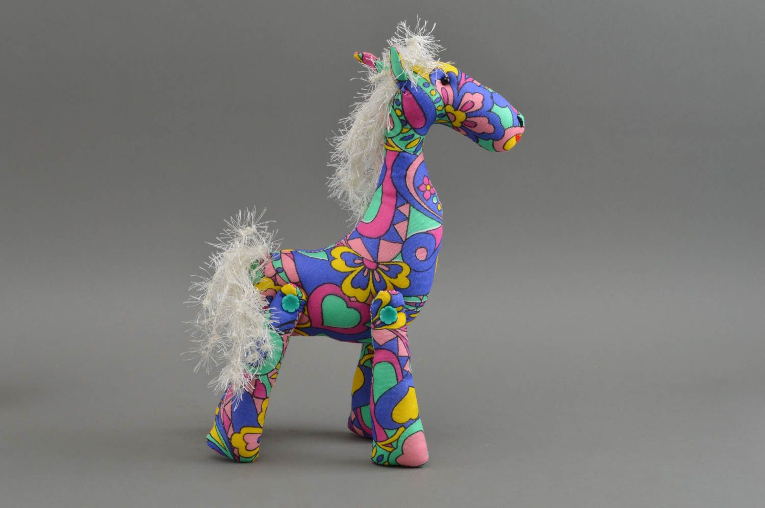 Тканевая игрушка в виде лошадка разноцветная яркая пестрая смешная ручной работы фото 2