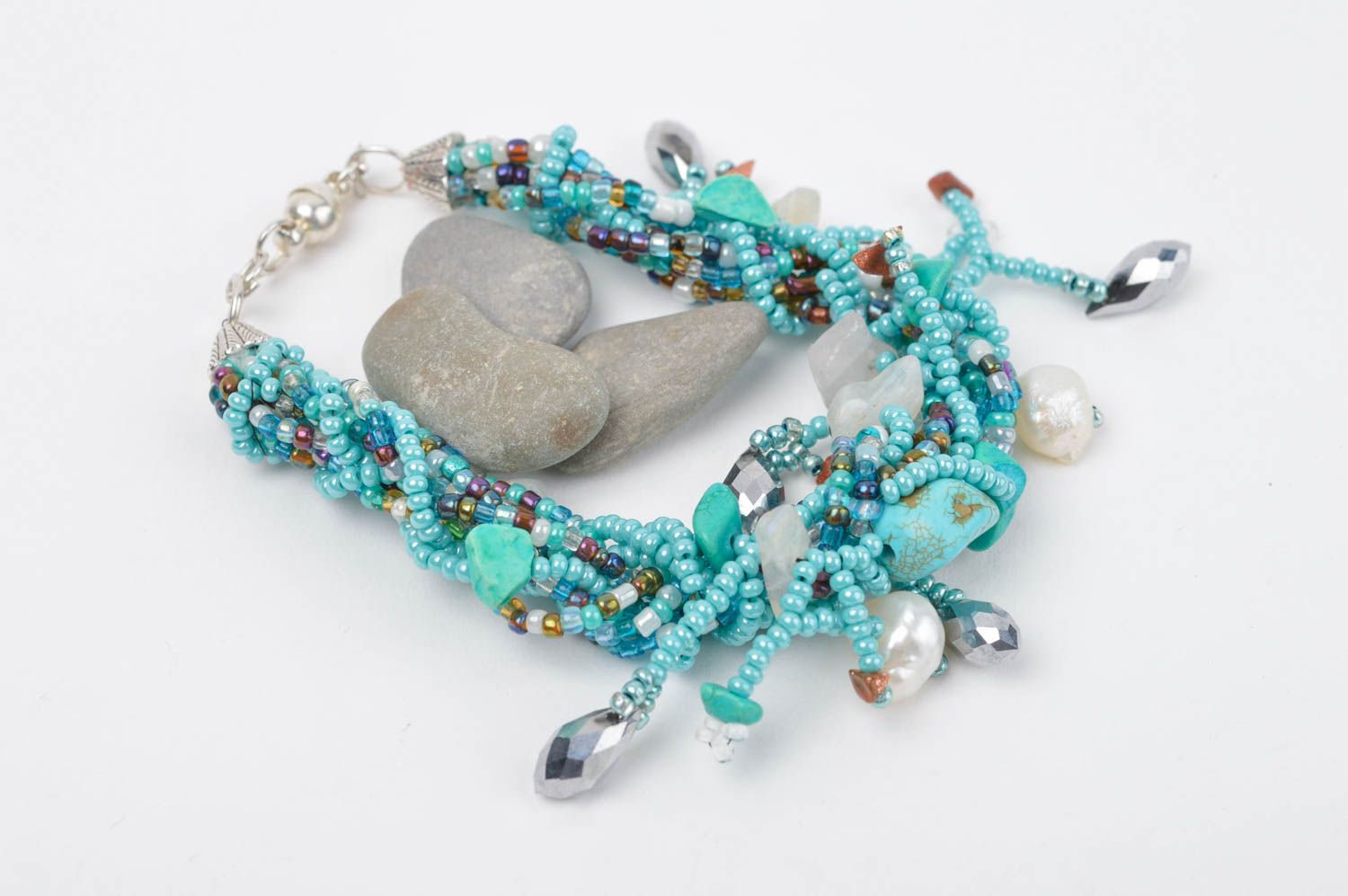 Bracelet orginal Bijou fait main Accessoire pour femme perles de rocaille design photo 1