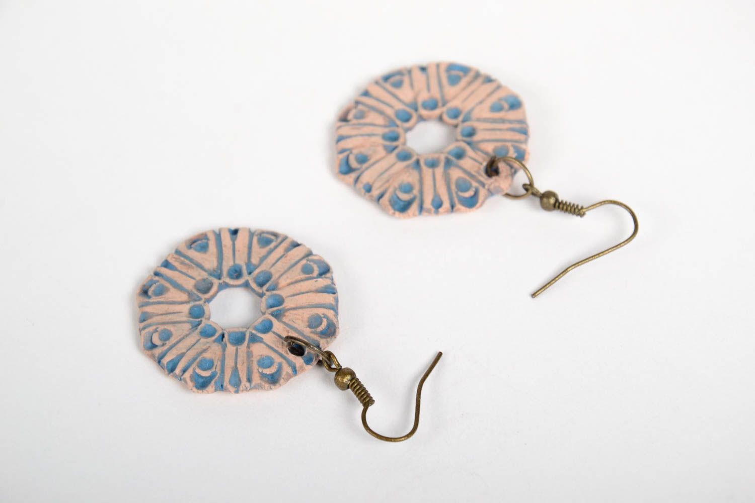 Глиняное украшение ручной работы керамические серьги авторские красивые серьги фото 4