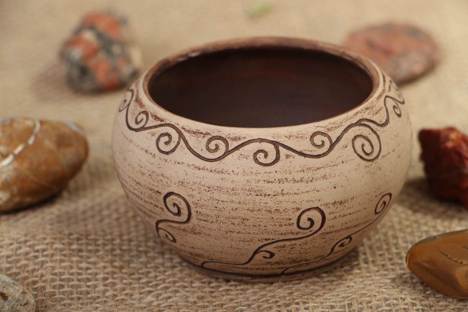 Ceramic bowl photo 5