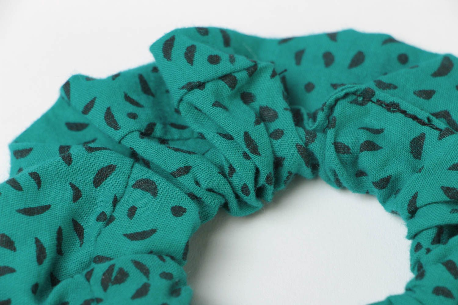 Handmade decorative fabric elastic band of turquoise color with black spots photo 4