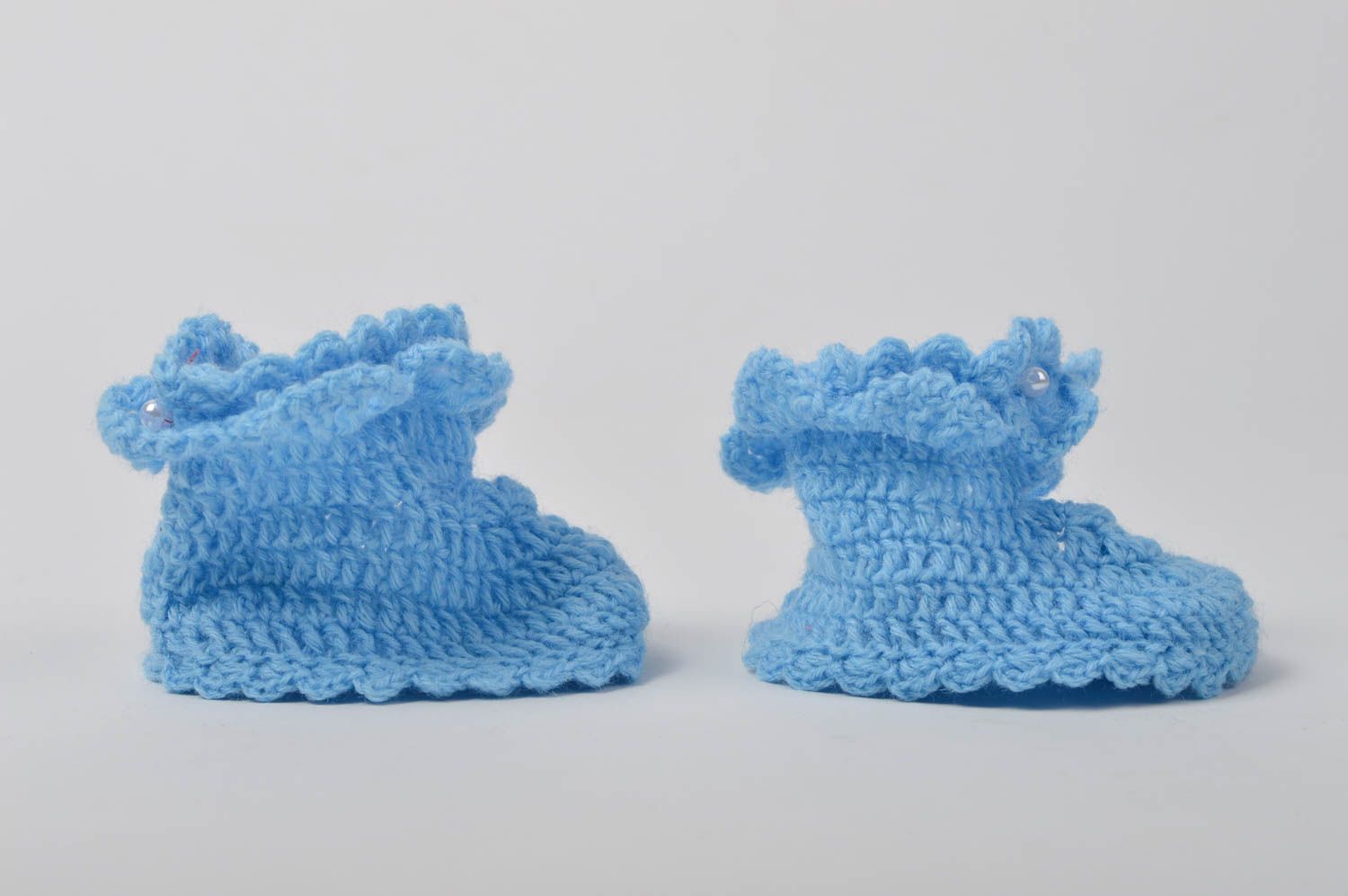 Geschenk für Kleinkinder handgefertigte Schuhe gehäkelte Babyschuhe in Blau foto 3