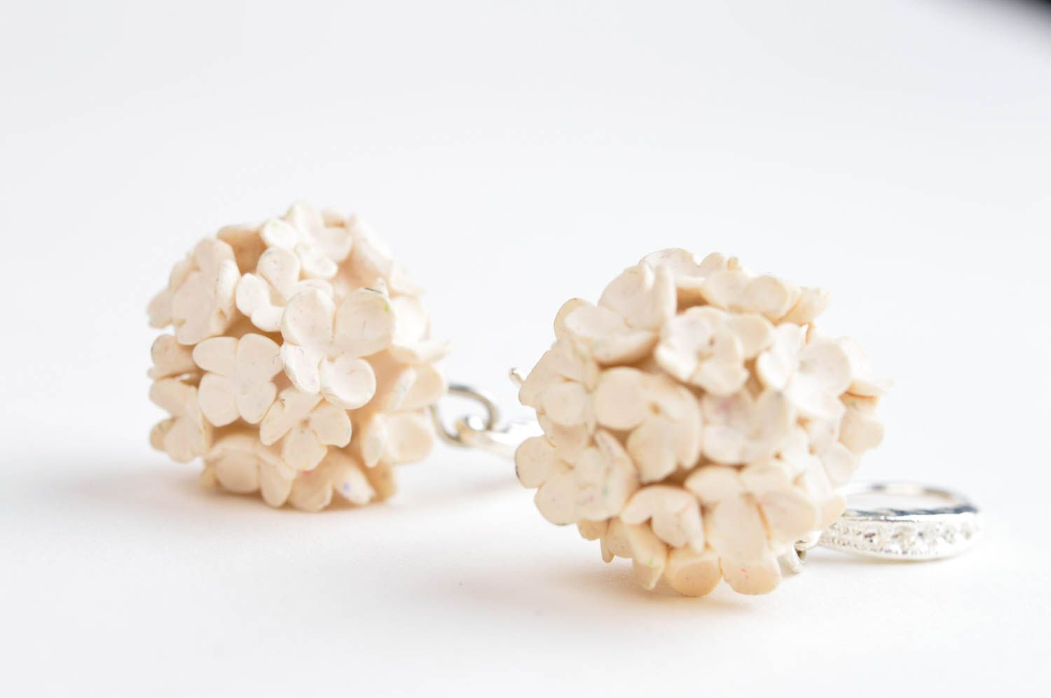 Pendientes de moda ramos de flores blancas bisutería artesanal regalo original foto 3