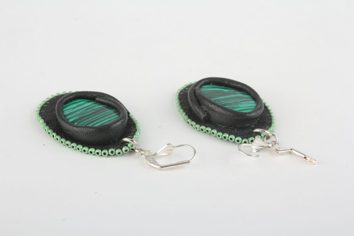 Leather earrings with malachite photo 3