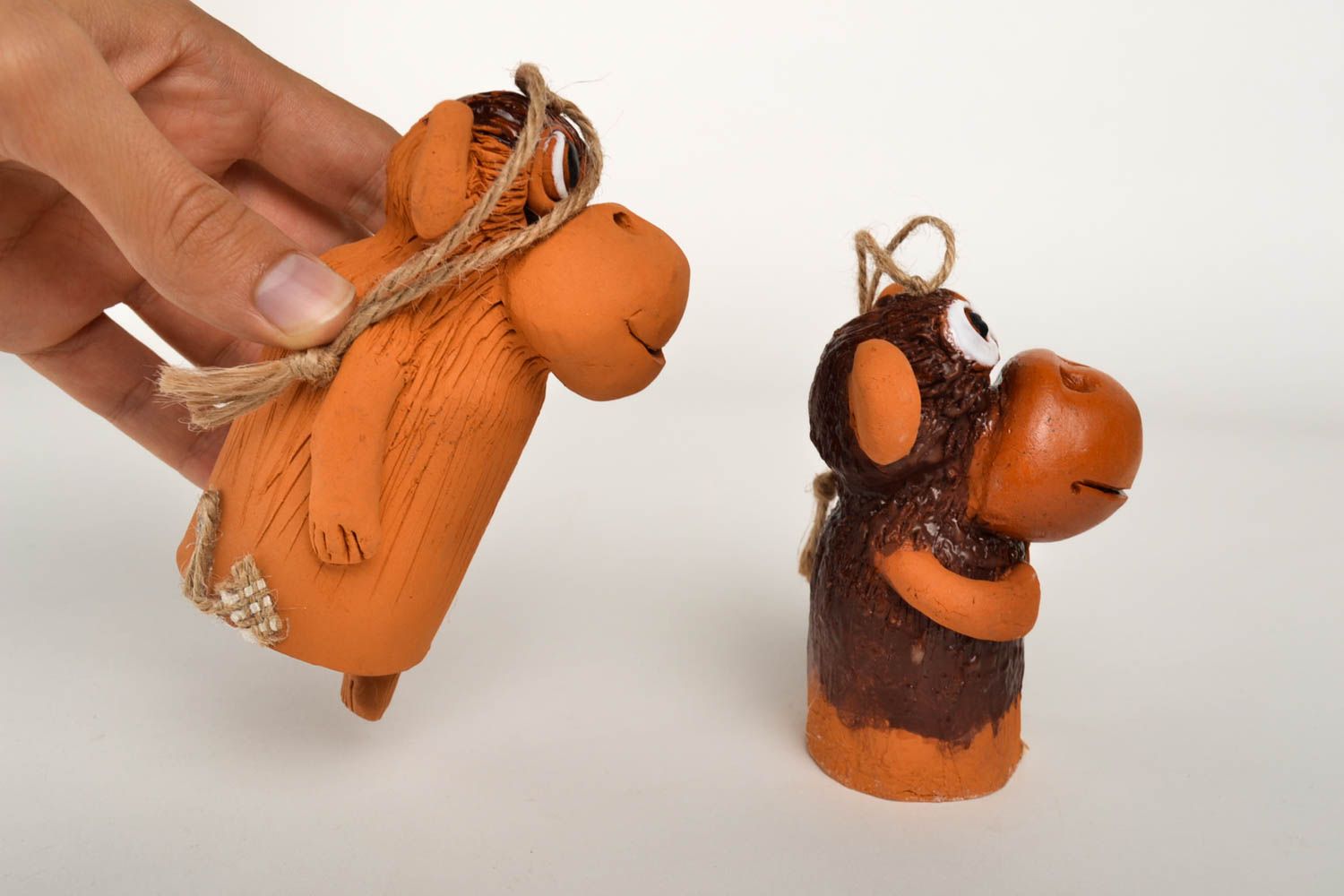 Campanelle decorative fatte a mano in ceramica souvenir originale in terracotta foto 5