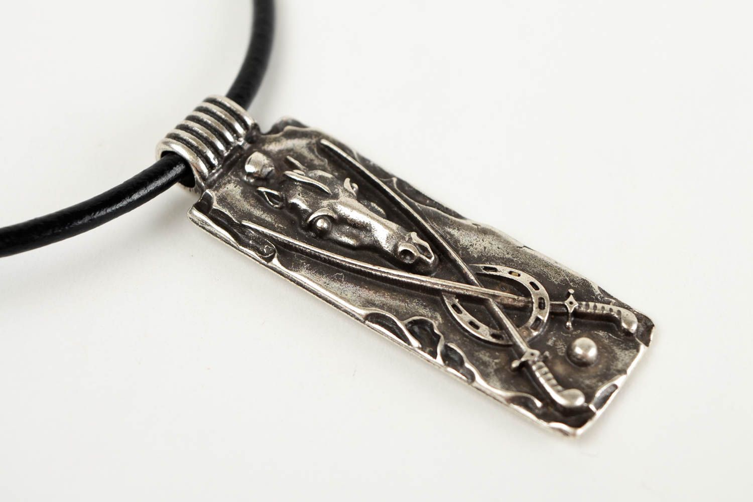 Unusual handmade metal pendant fashion accessories metal craft small gifts photo 3