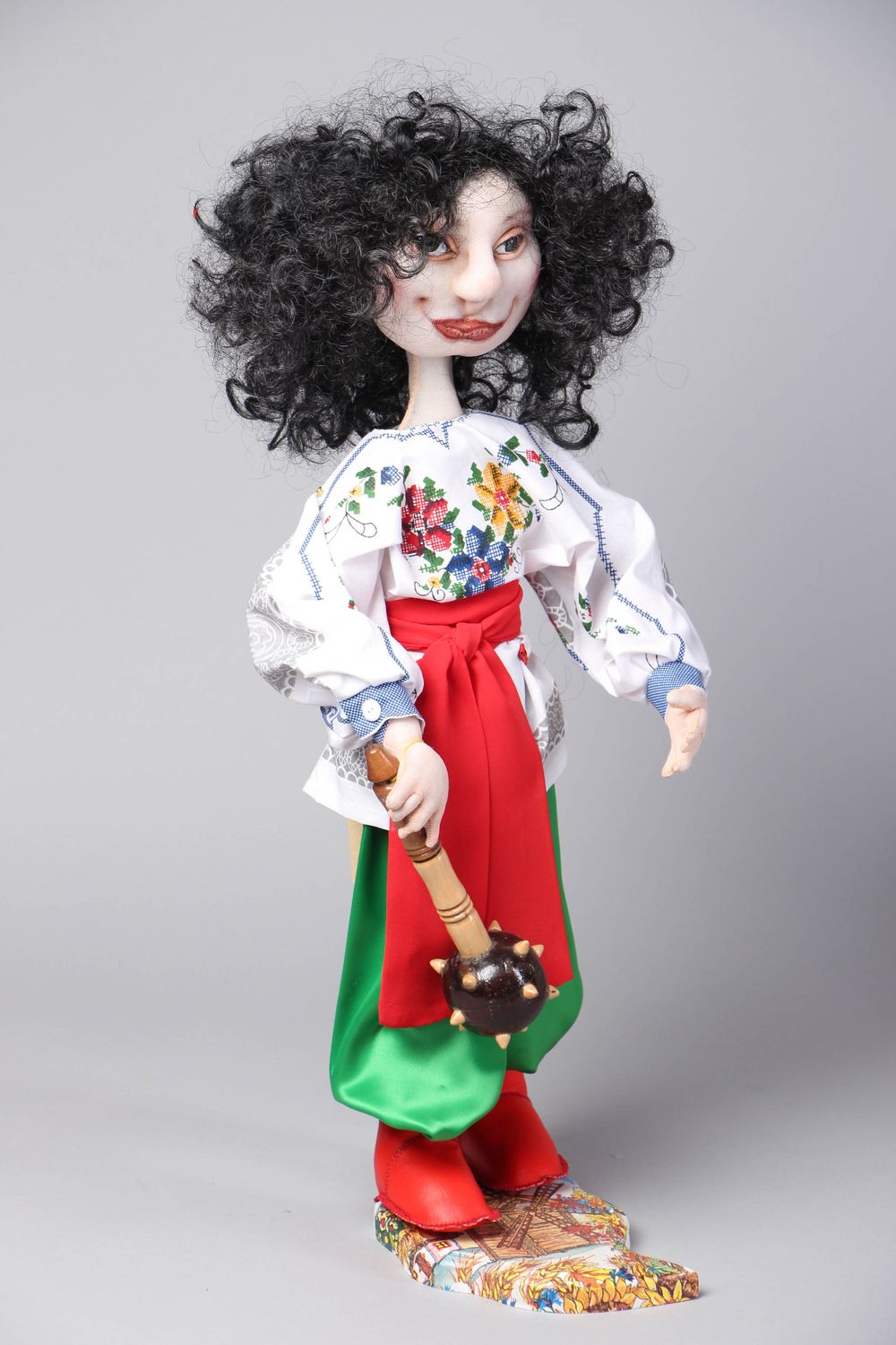 Fabric doll in Ukrainian traditional costume with stand photo 1