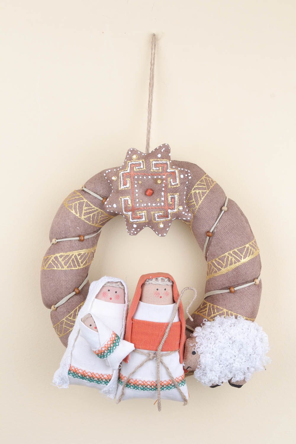 Grinalda decorativa de interior com motivos tradicionais de Natal com aroma de café foto 5