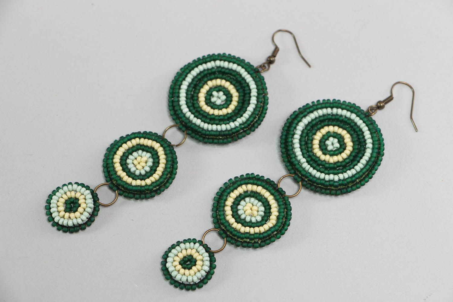 Orecchini di perline fatti a mano lunghi accessorio originale bello da donna foto 1