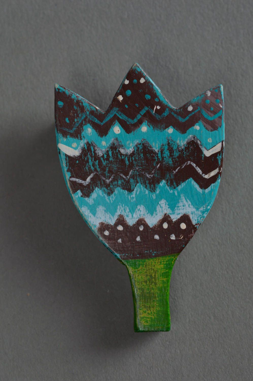 Bemalte grelle auffallende künstlerische Brosche Tulpe aus Holz tolle Handarbeit foto 1