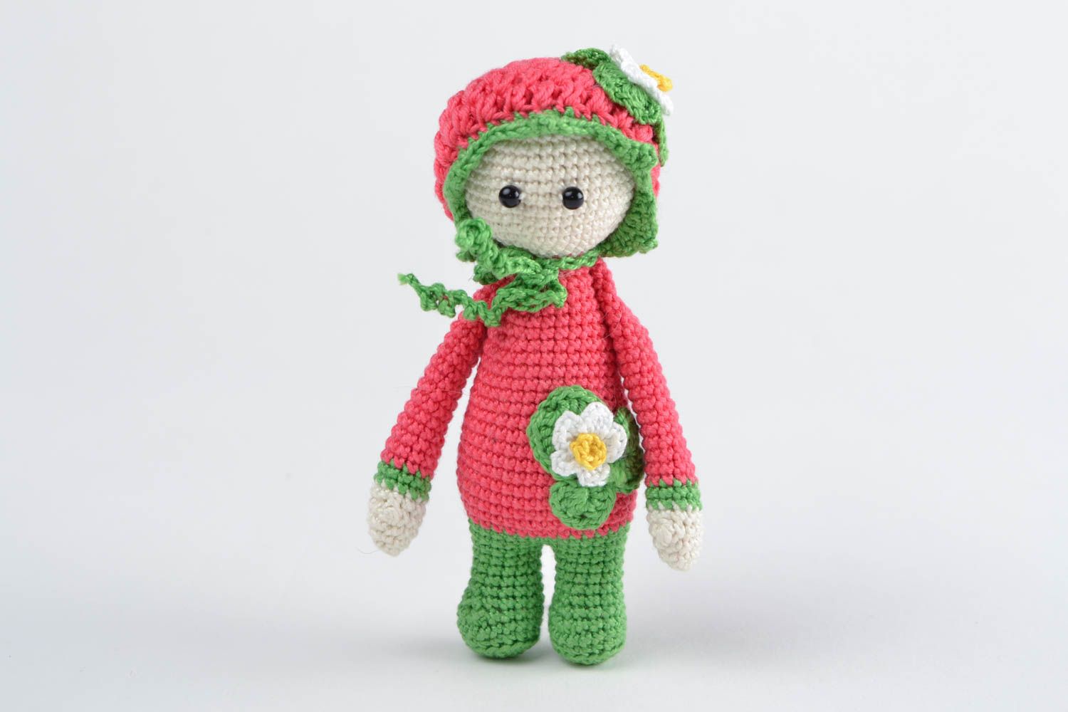 Petite poupée en coton tricotée au crochet faite main originale pour enfant photo 1