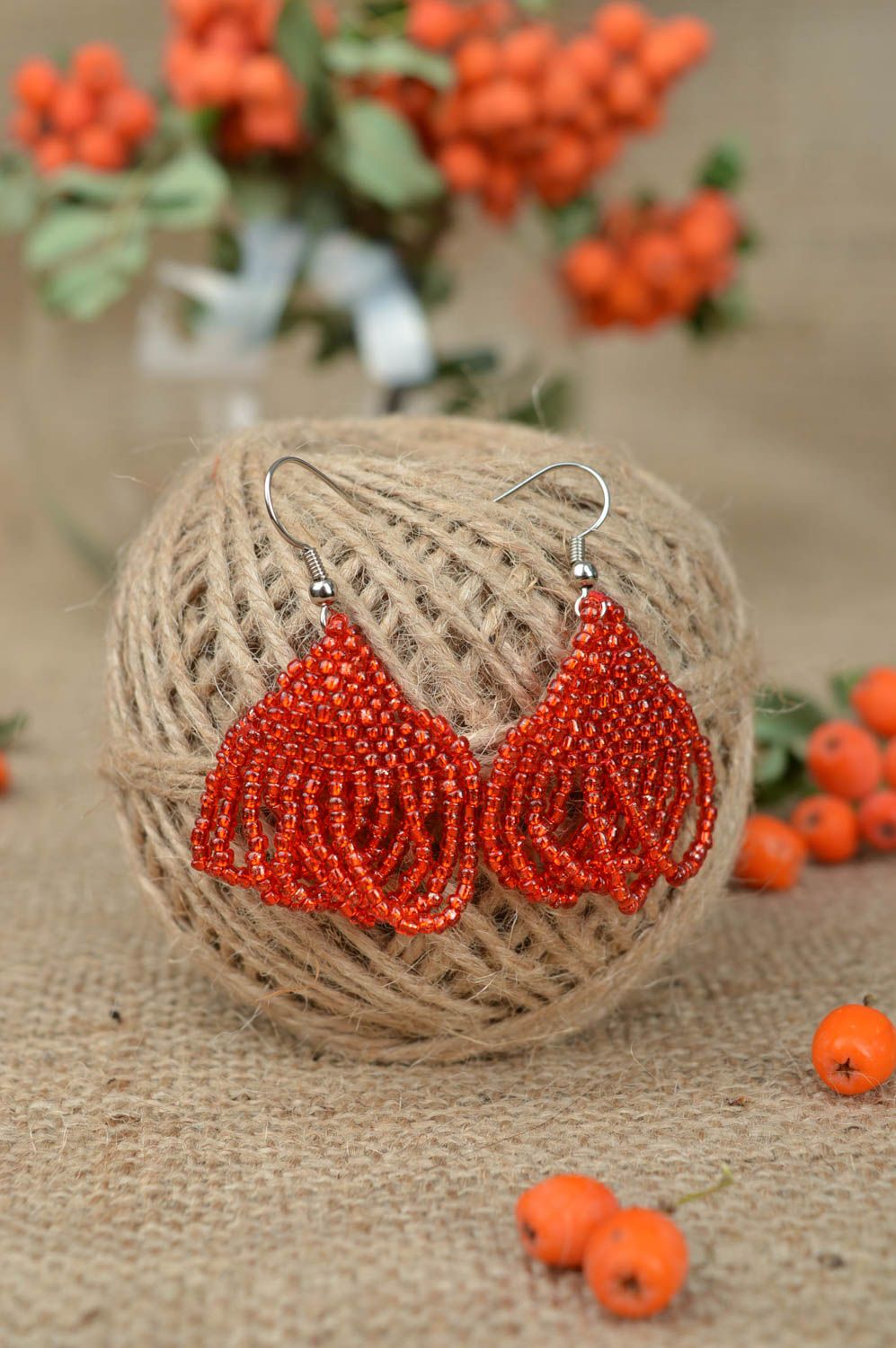 Handmade Damen Ohrringe rot Designer Schmuck Accessoire für Frauen aus Rocailles foto 1