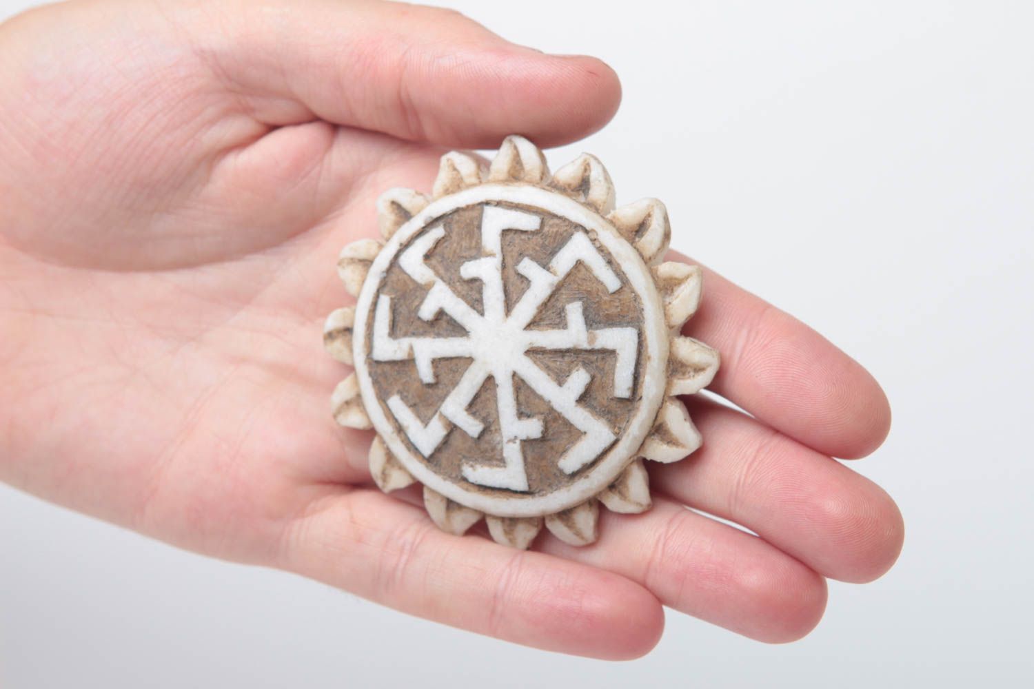 Deko Magnet handmade Schutz Amulett Geschenk Idee aus Polymerharz Ethno Stil foto 5