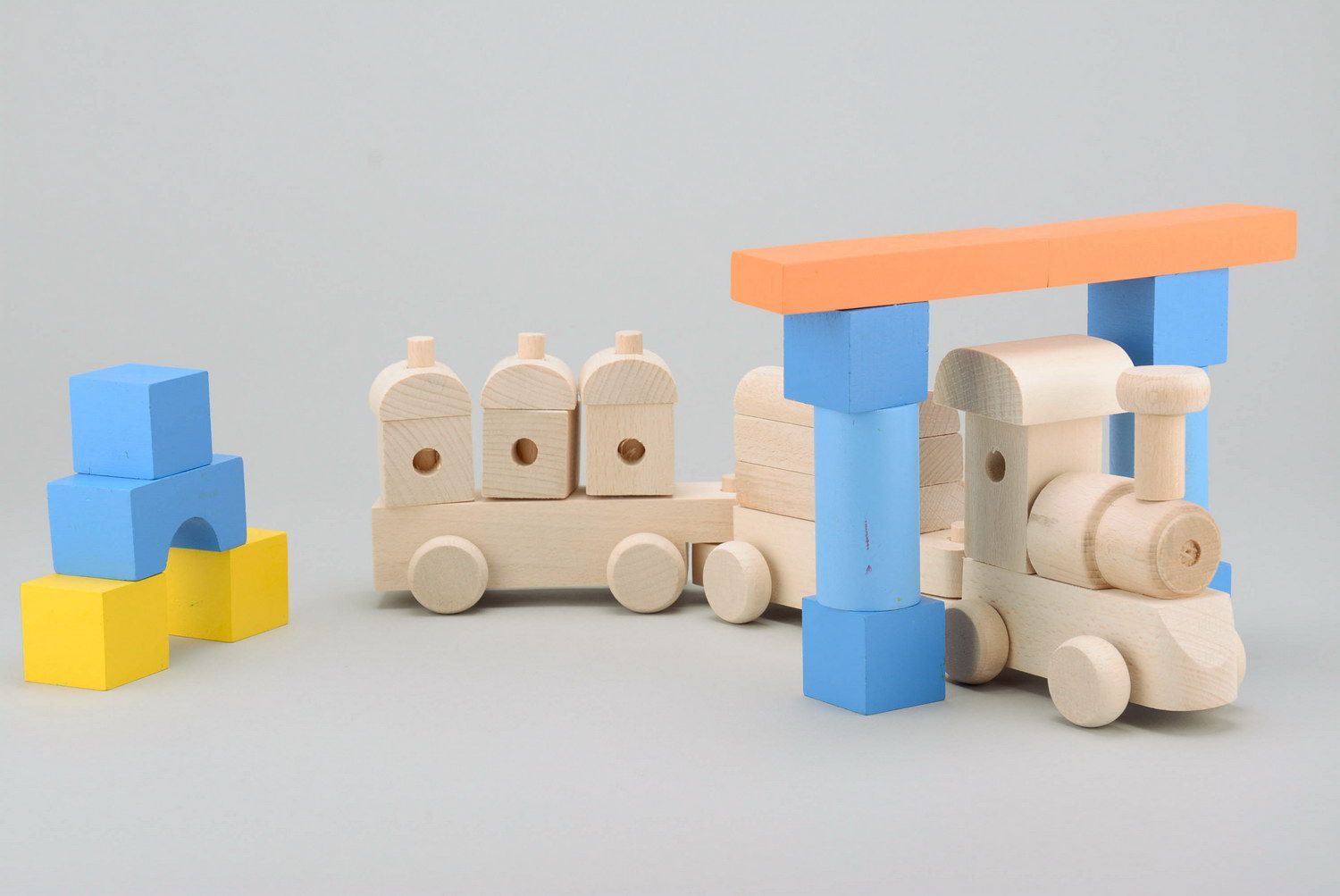 Wooden toy train photo 5
