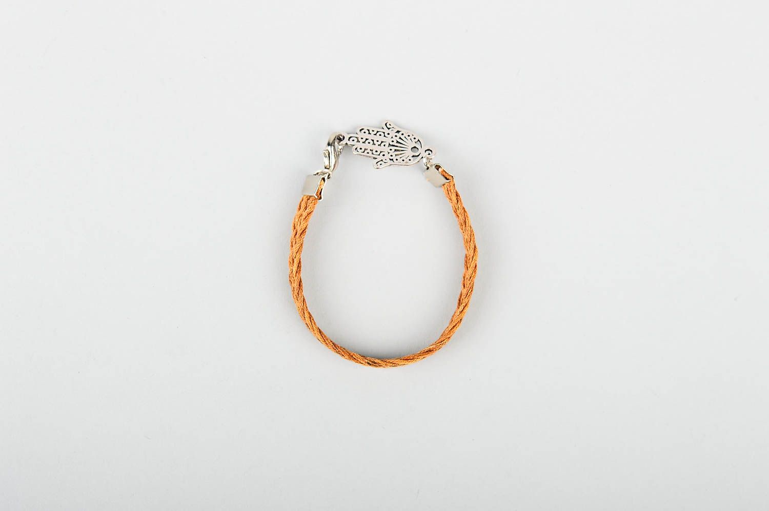Bracelet textile Bijou fait main brun clair en fils design Accessoire femme photo 1