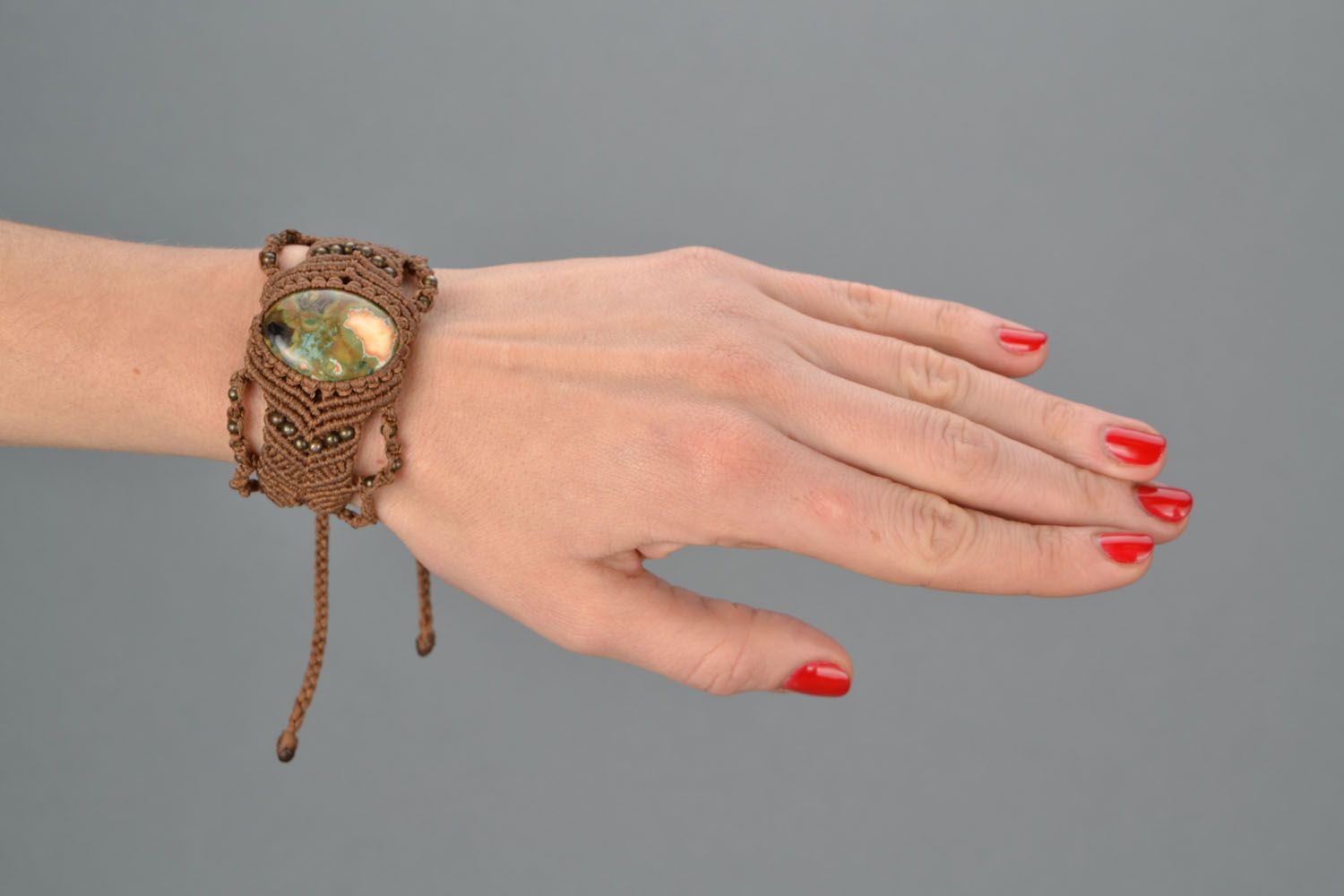 Geflochtenes Armband mit echtem Stein foto 2