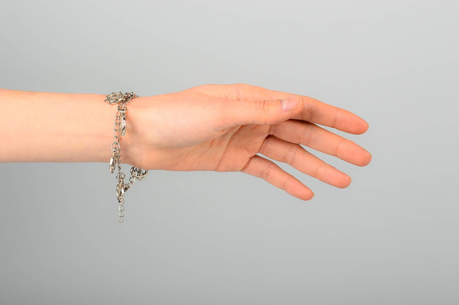 Bracelet métal Bijou fait main barre à roue ancre Accessoire femme original photo 2