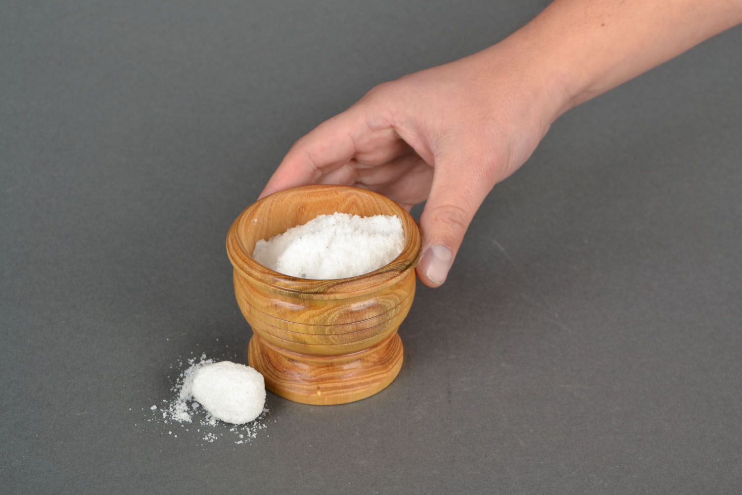 Salz Topf aus Holz foto 2
