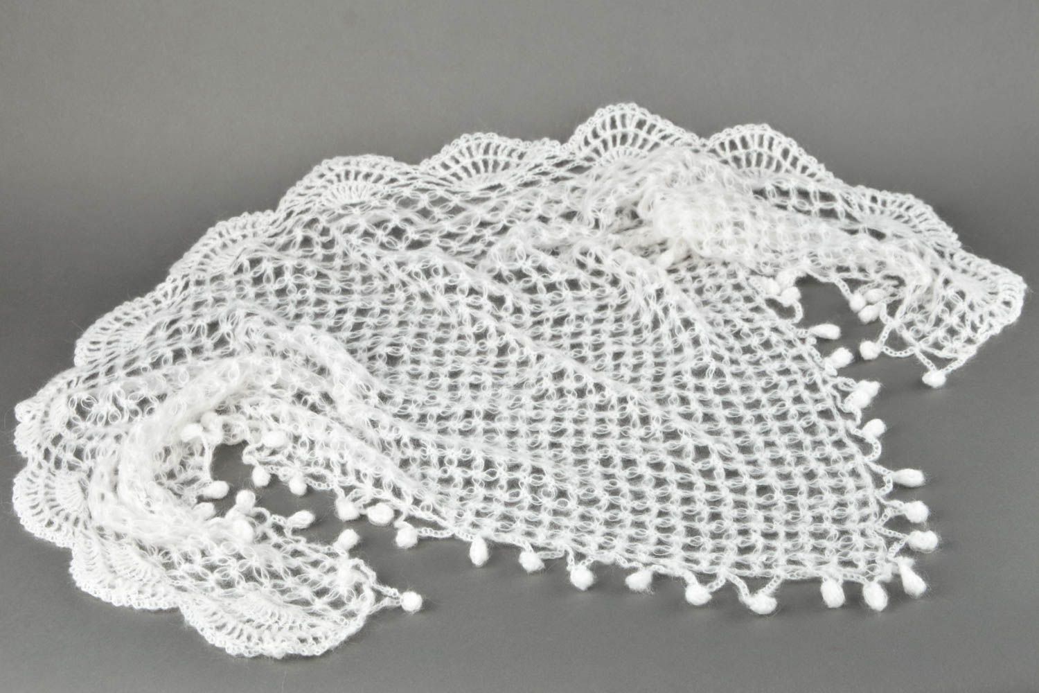Handmade Damen Schal ajour hell modisches Accessoire Schal aus Wolle schön  foto 5