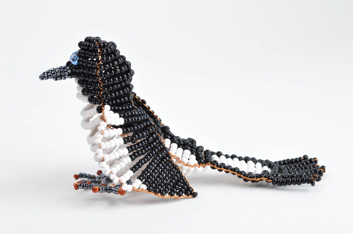 Handmade Deko Rocailles Perlen Dekoration Vogel Figur originelles Geschenk   foto 2