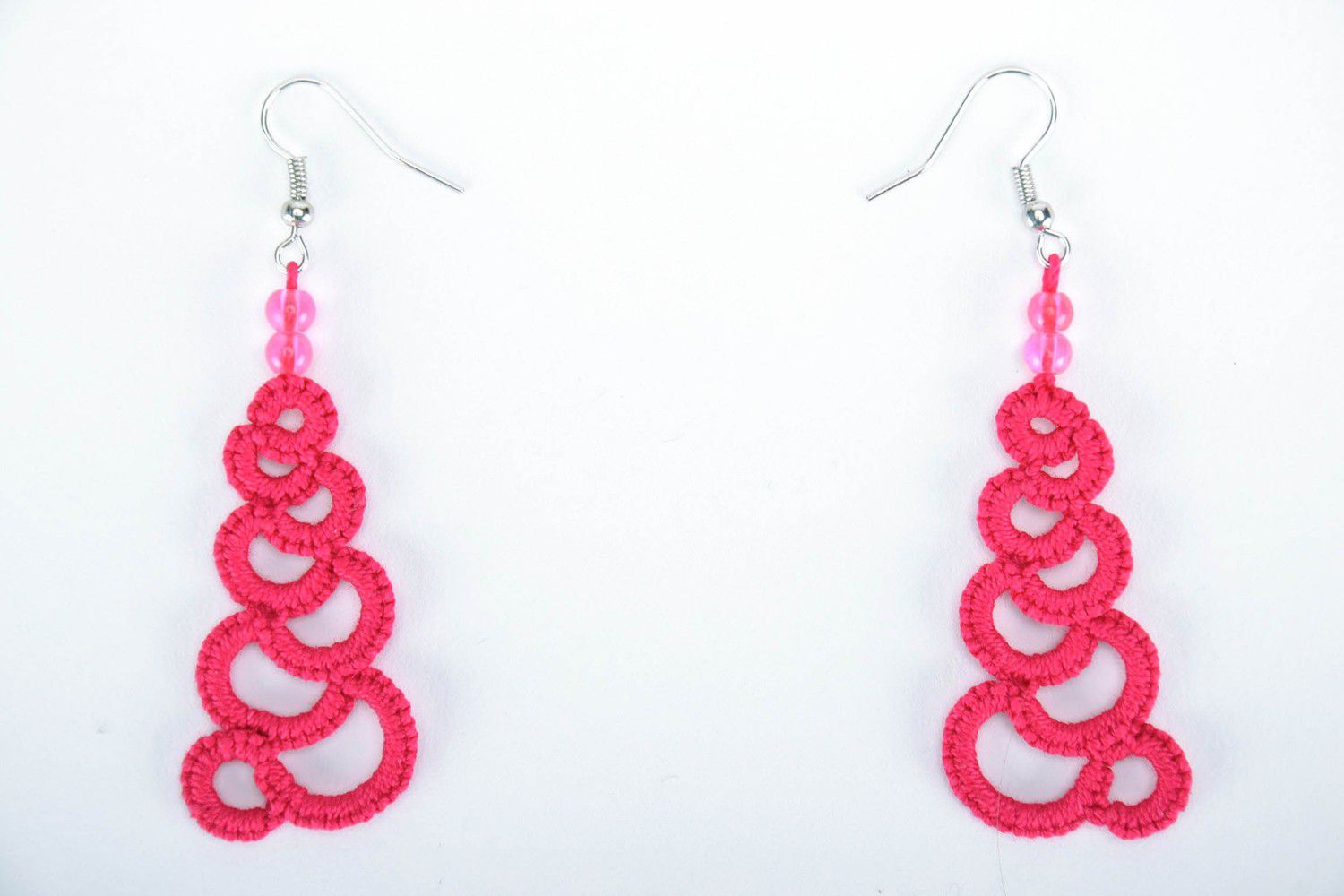 Crimson earrings made from woven lace photo 3