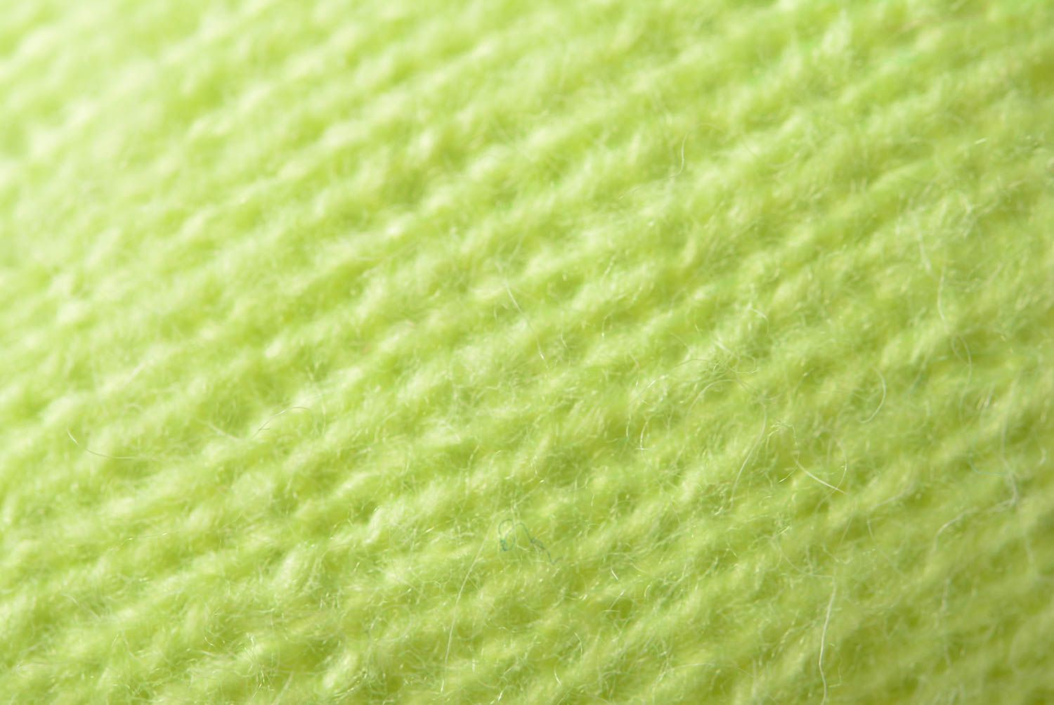 Peluche chien vert Jouet tricot fait main Décoration chambre originale en laine photo 4
