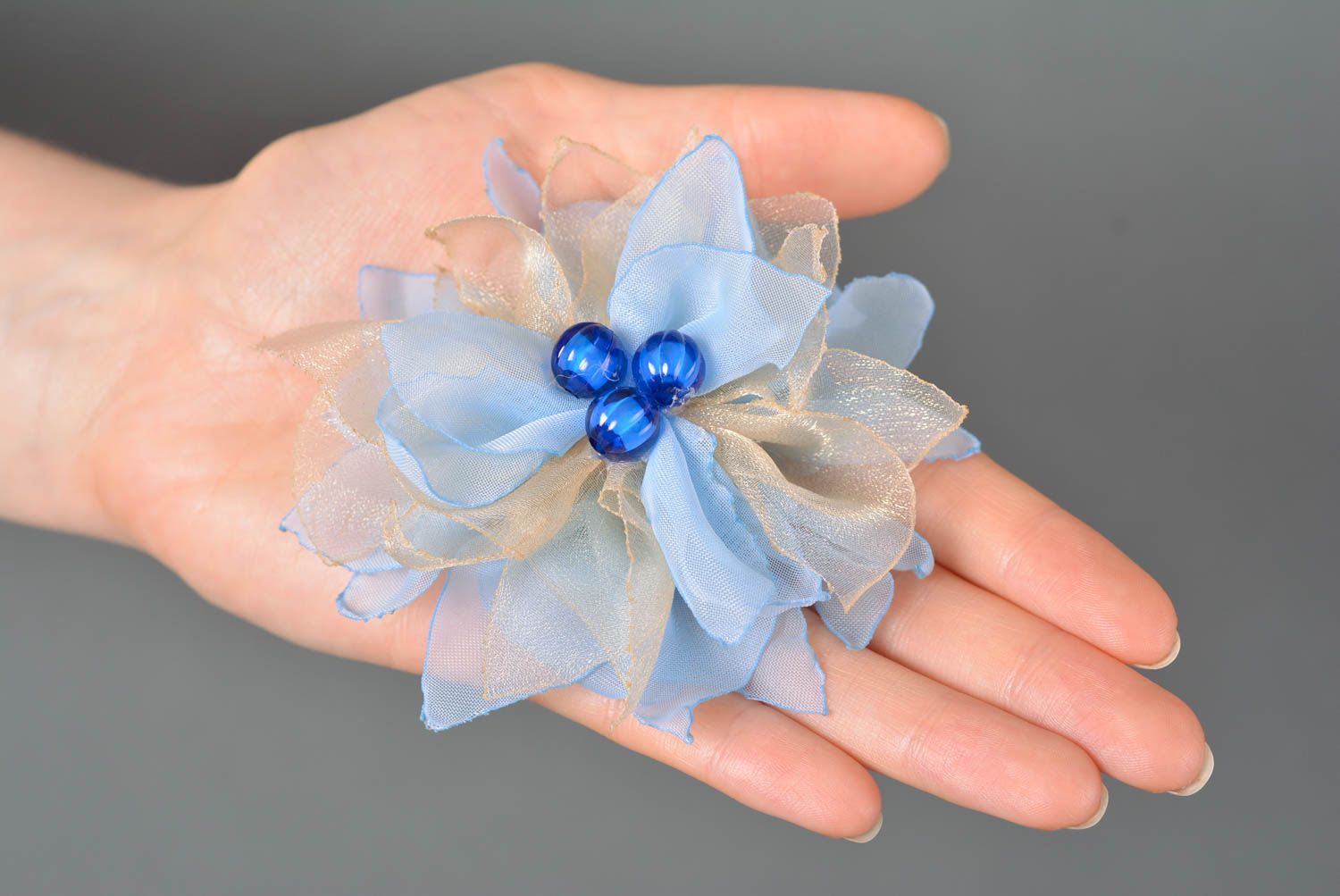 Haarspange Blume handmade Damen Modeschmuck Accessoire für Haare in Blau schön foto 3