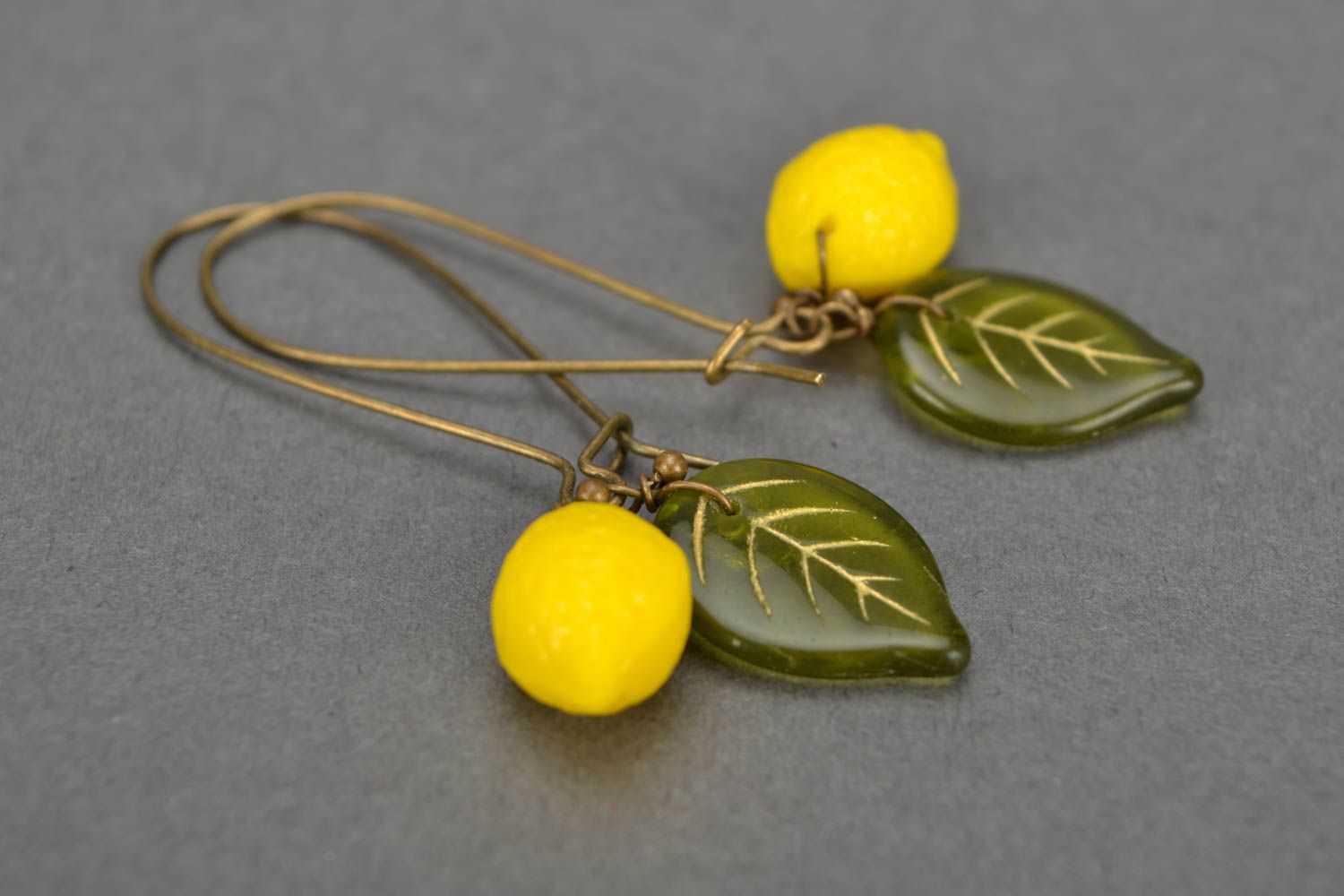 Unusual bright handmade designer woven Czech glass earrings Lemons photo 2