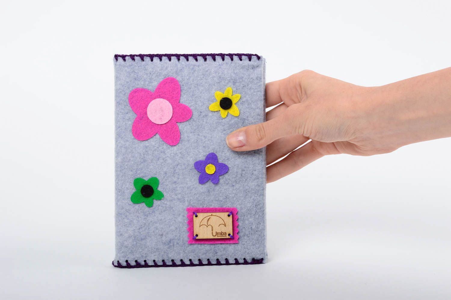 Schönes Notizbuch Handmade Geschenk für Freundin Design Tagebuch aus Filz grell foto 5
