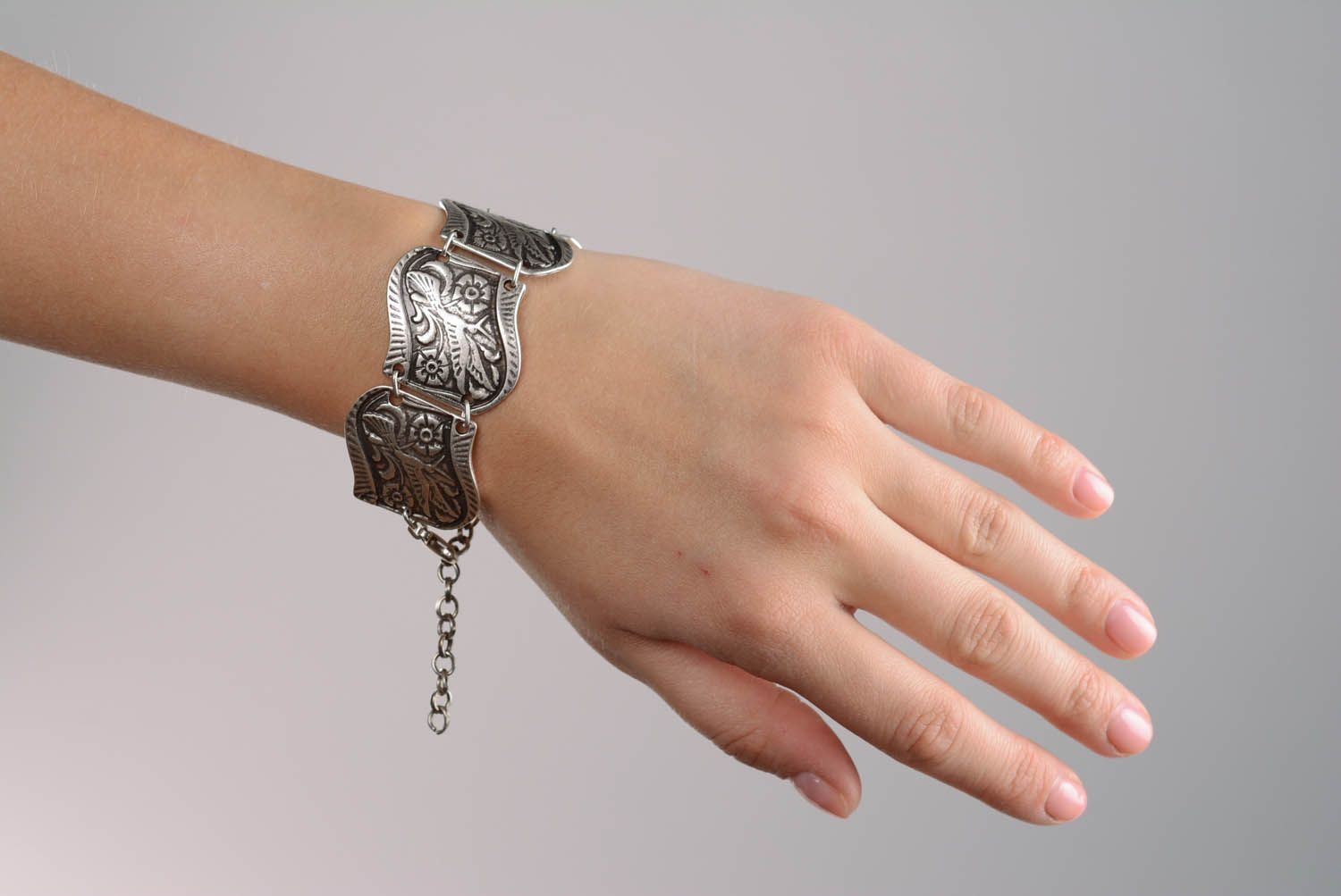 Pulseira de metal feita à mão bracelete femininos artesanais Guindaste foto 3