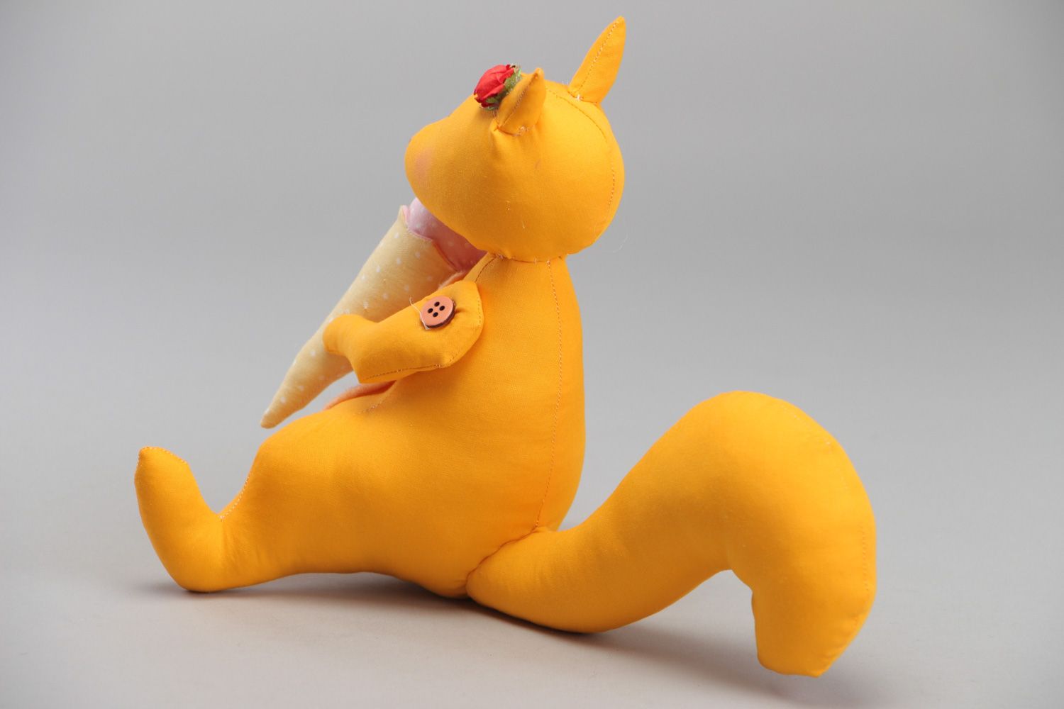 Joli jouet mou Écureuil jaune tissus naturels original fait main pour enfant photo 3