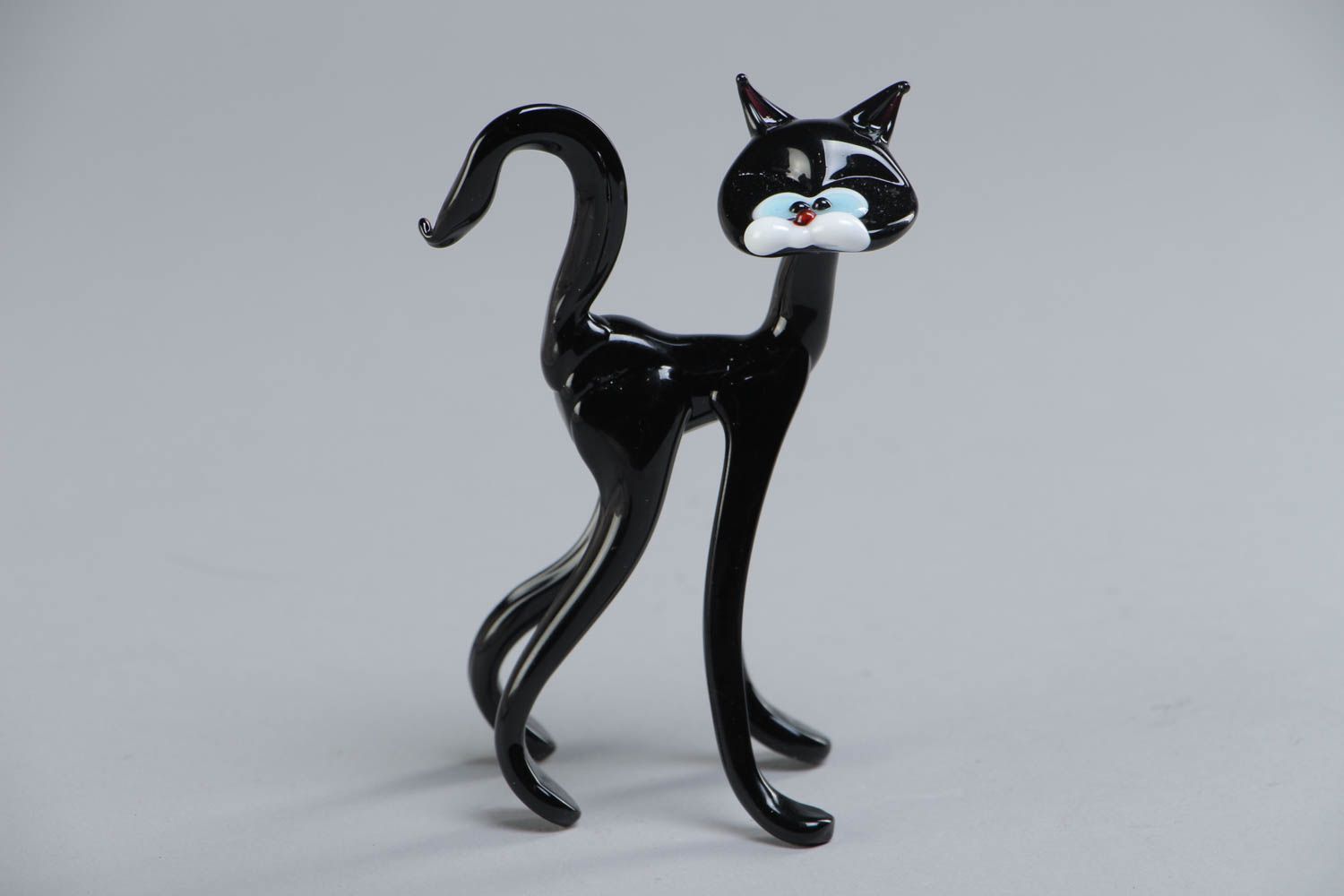 Handmade collectible lampwork glass miniature figurine of cat with long paws photo 2