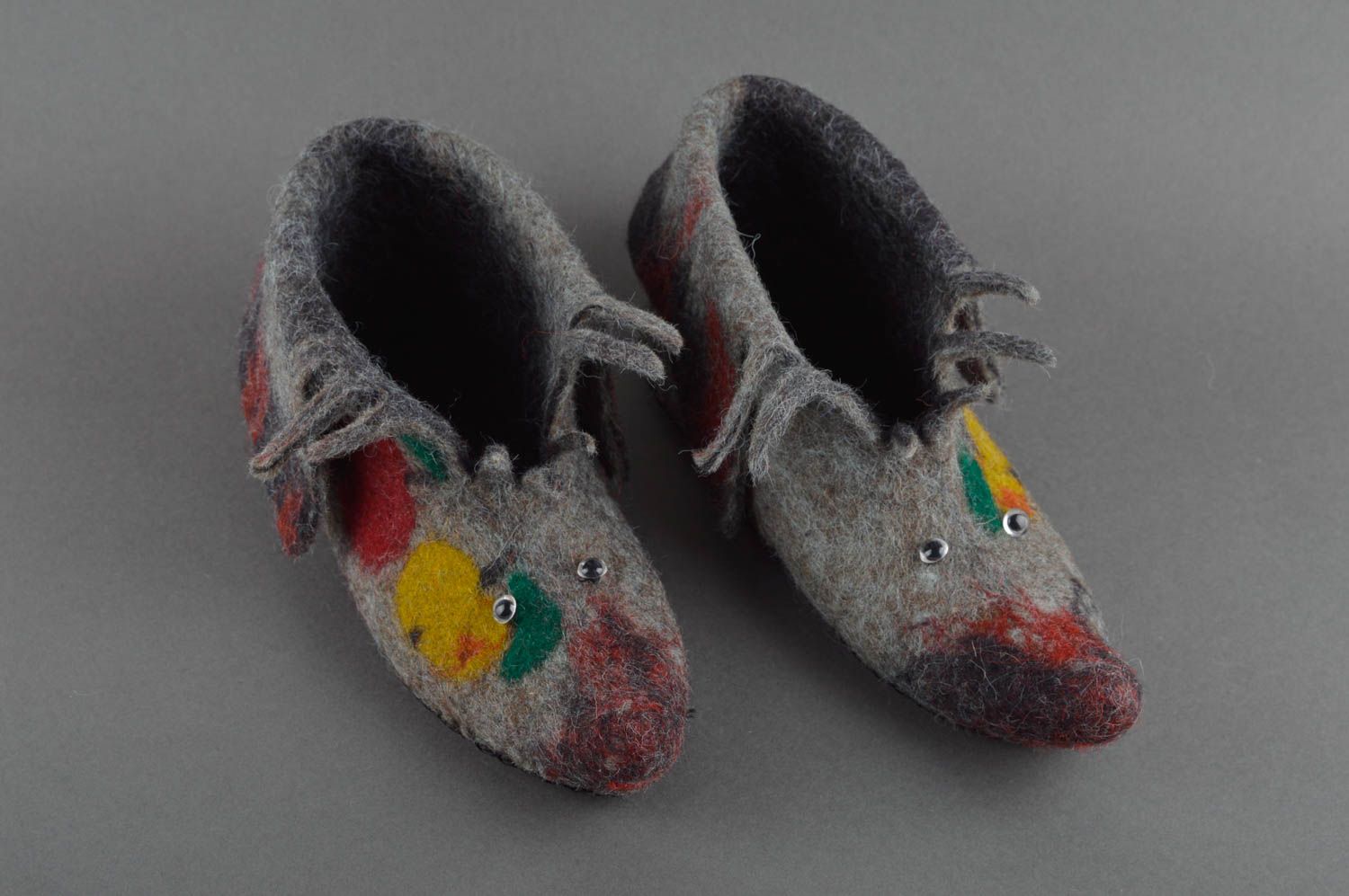 Handmade gefilzte Pantoffeln Geschenk für Frau schöne Hausschuhe gefilzte Schuhe foto 1