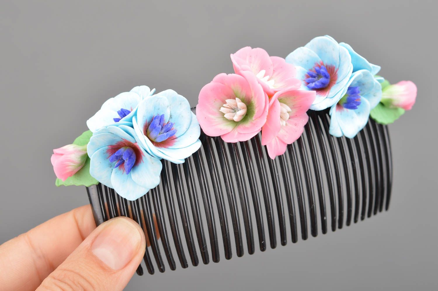 Handmade comb for hair of tender design with flowers made of polymer clay photo 2