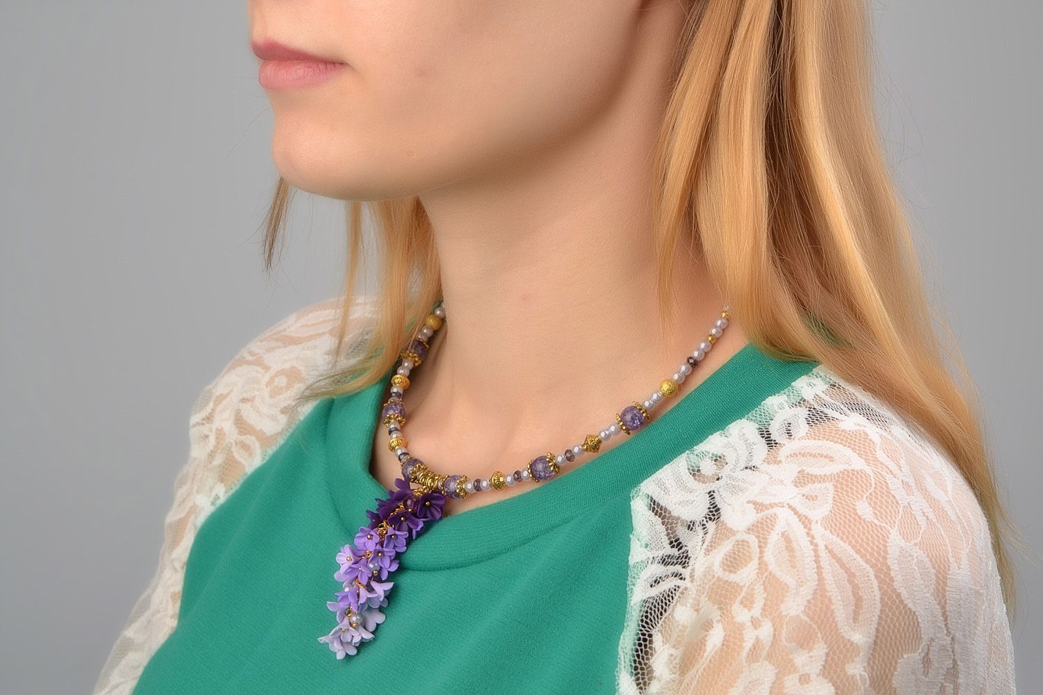 Joli collier en pâte polymère fait main avec fleurs et perles bijou pour femme photo 1