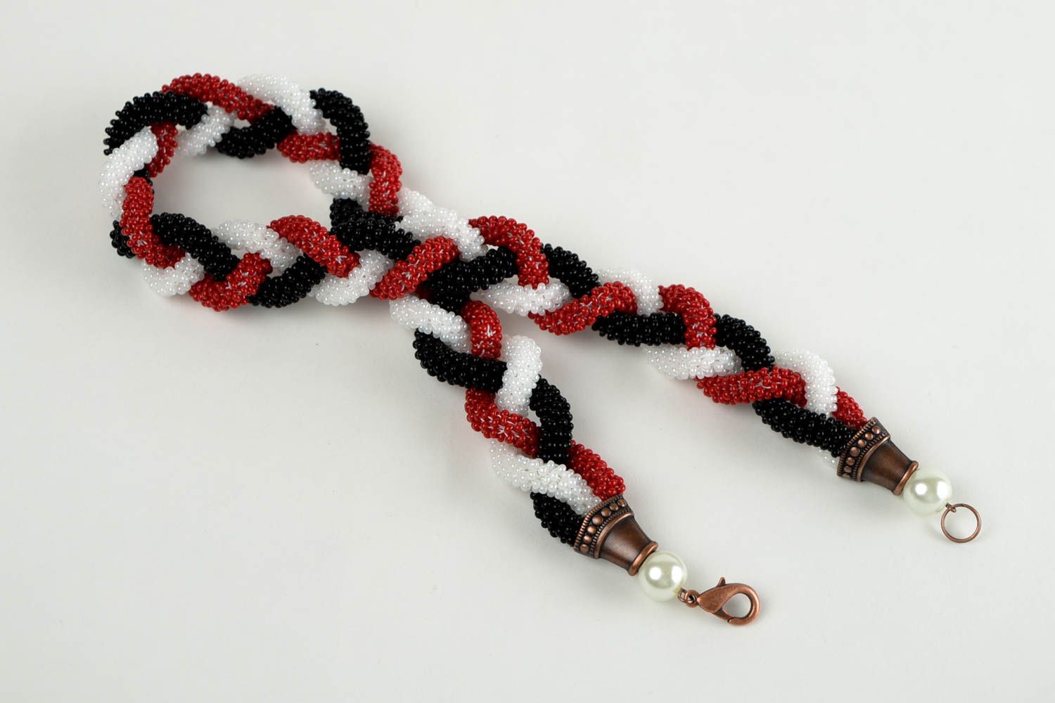 Collier spirale Bijou fait main perles de rocaille rouge noir blanc Cadeau femme photo 4