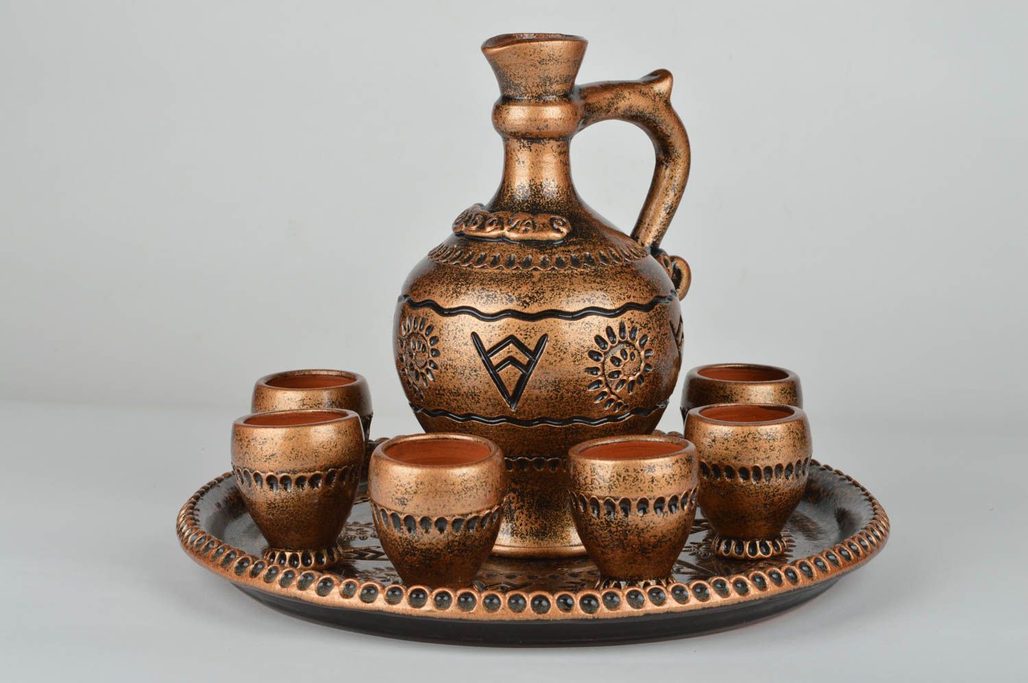 Conjunto de vajilla cerámica artesanal bandeja 6 copas y jarro pintados bonitos foto 2