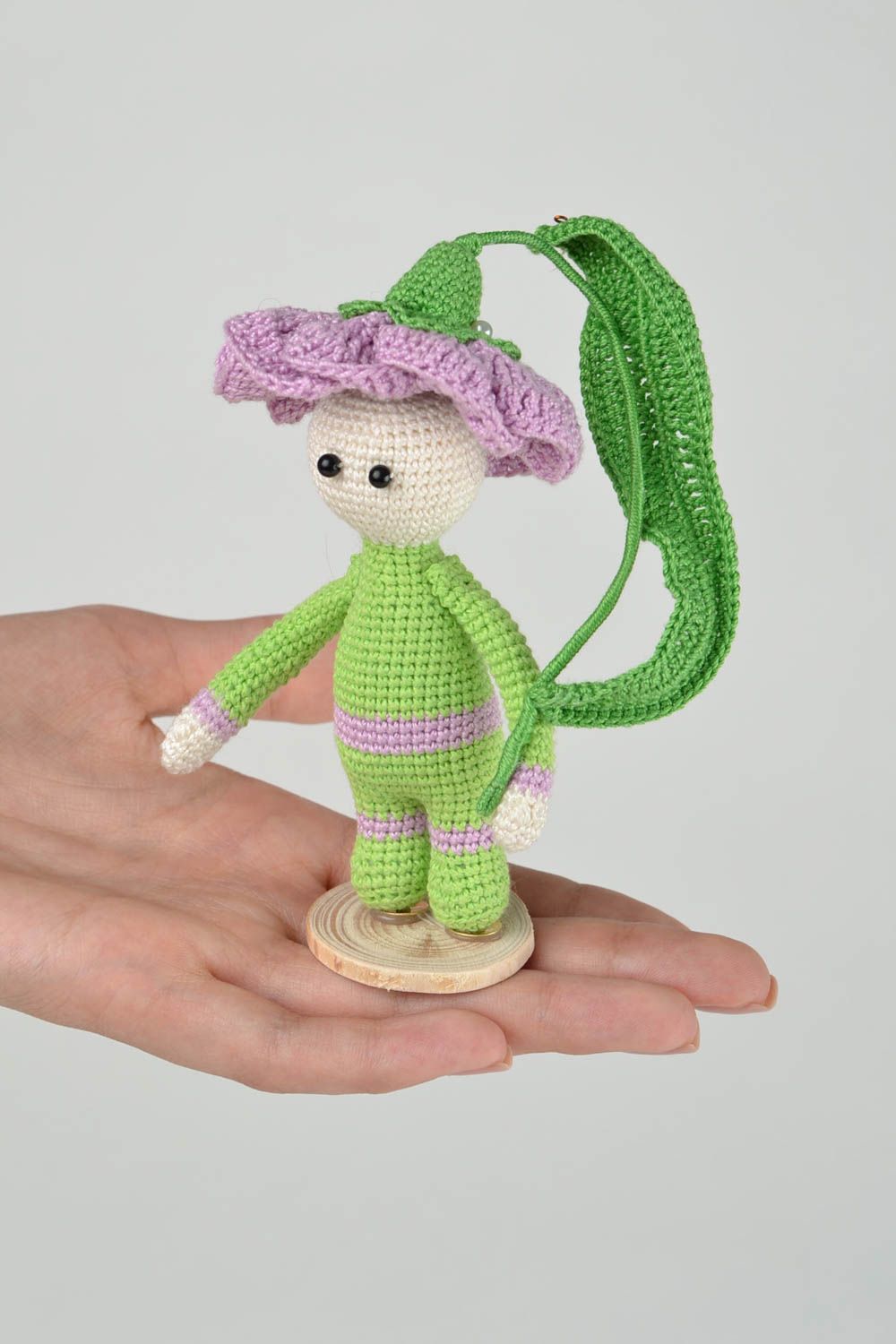 Handmade gehäkelte Puppe gehäkeltes Spielzeug Geschenkidee für Kinder originell foto 5