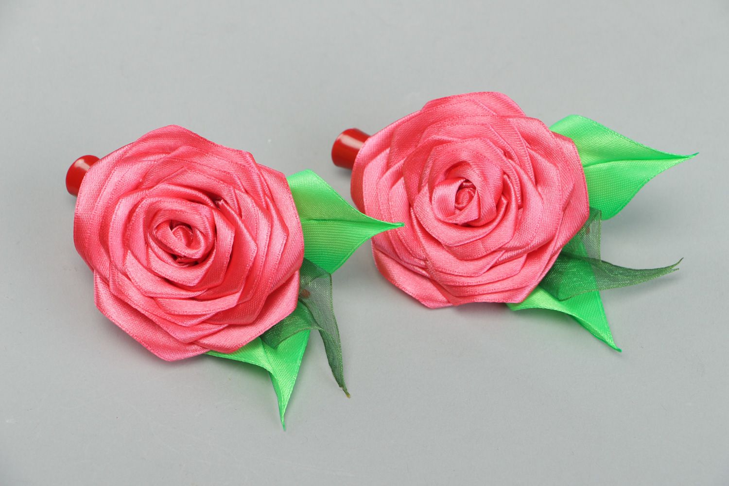 Set of handmade kanzashi satin ribbon flower hair clips 2 items photo 1